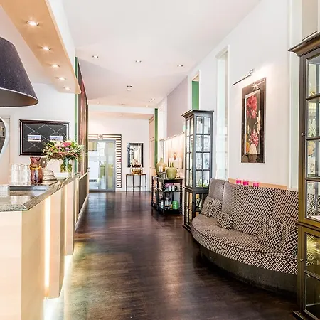 Goliath Am Dom Ξενοδοχείο